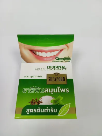 Паста зубная отбеливающая c борнеолом  и камфорой Supaporn, фото